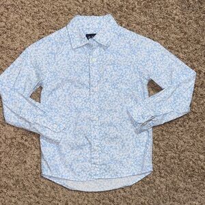 Size 5-6/S boys blue and white floral button down.